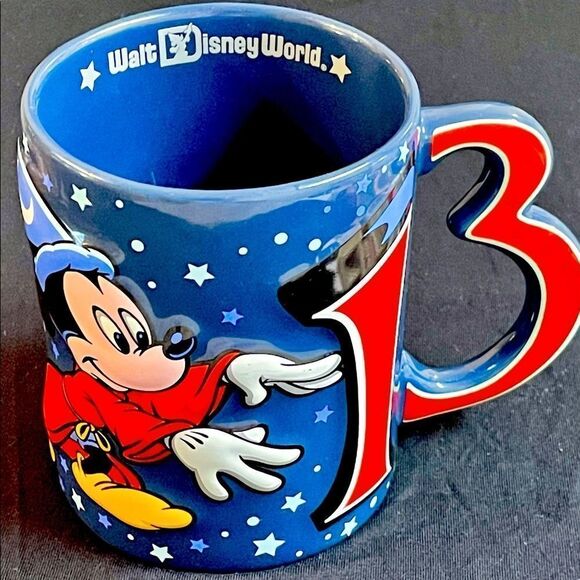 Walt DISNEY WORLD 2013 FANTASIA COLLECTABLE MUG - Picture 2 of 4
